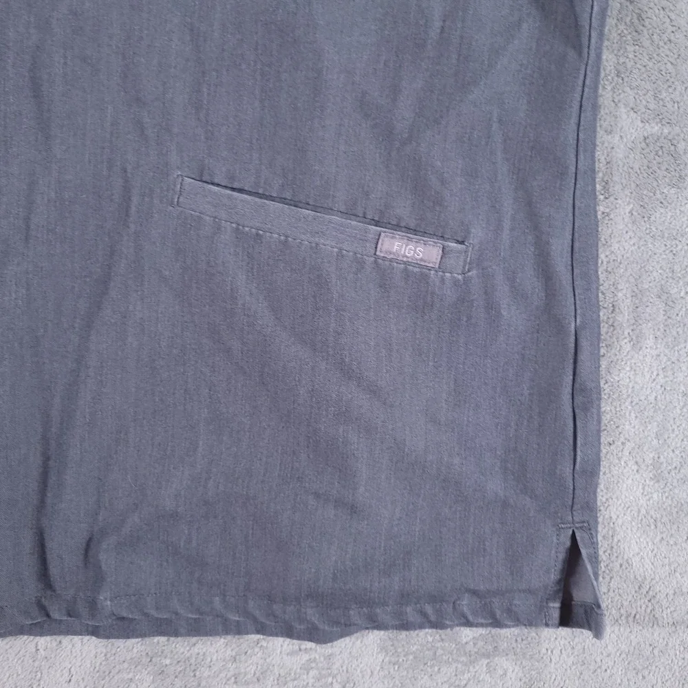 FIGS Casma Scrub Top Womens S‎ Grey Technical Collection V-Neck Short Sleeve